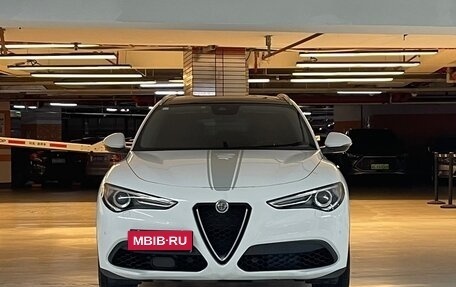 Alfa Romeo Stelvio, 2020 год, 4 000 000 рублей, 1 фотография