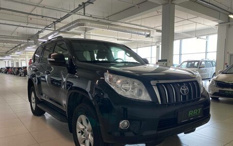 Toyota Land Cruiser Prado 150 рестайлинг 2, 2013 год, 2 800 000 рублей, 3 фотография