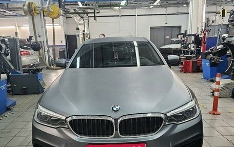 BMW 5 серия, 2018 год, 4 547 000 рублей, 2 фотография