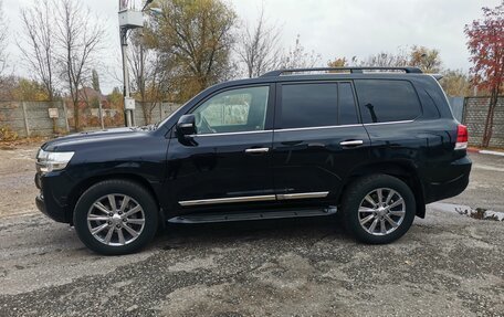 Toyota Land Cruiser 200, 2015 год, 5 750 000 рублей, 2 фотография