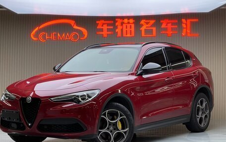 Alfa Romeo Stelvio, 2020 год, 3 900 000 рублей, 2 фотография