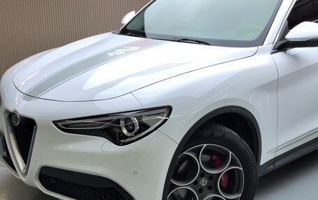 Alfa Romeo Stelvio, 2020 год, 4 000 000 рублей, 3 фотография