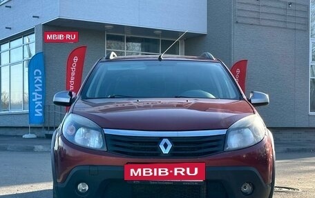 Renault Sandero I, 2011 год, 679 990 рублей, 2 фотография