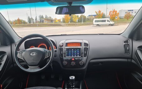 KIA cee'd I рестайлинг, 2008 год, 600 000 рублей, 15 фотография