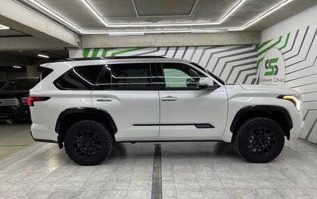 Toyota Sequoia, 2022 год, 11 700 000 рублей, 33 фотография