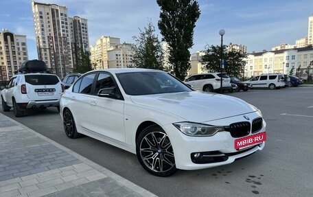 BMW 3 серия, 2012 год, 2 270 000 рублей, 11 фотография