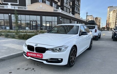 BMW 3 серия, 2012 год, 2 270 000 рублей, 19 фотография