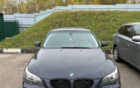 BMW 5 серия, 2005 год, 800 000 рублей, 11 фотография