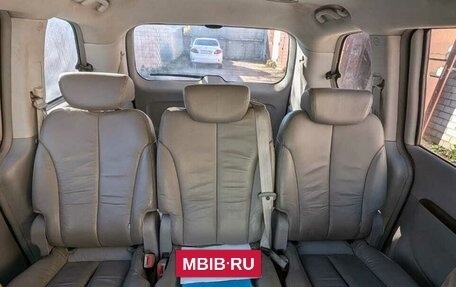 KIA Carnival III, 2007 год, 1 000 000 рублей, 11 фотография