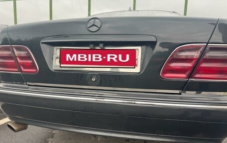 Mercedes-Benz E-Класс, 2000 год, 400 000 рублей, 5 фотография