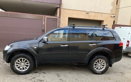 Mitsubishi Pajero Sport II рестайлинг, 2013 год, 1 800 000 рублей, 4 фотография