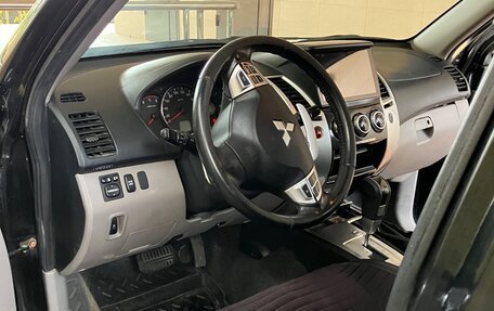 Mitsubishi Pajero Sport II рестайлинг, 2013 год, 1 800 000 рублей, 6 фотография