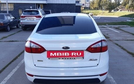 Ford Fiesta, 2015 год, 1 150 000 рублей, 3 фотография