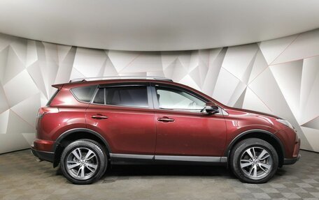 Toyota RAV4, 2017 год, 2 345 000 рублей, 6 фотография