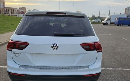 Volkswagen Tiguan II, 2019 год, 2 690 000 рублей, 5 фотография