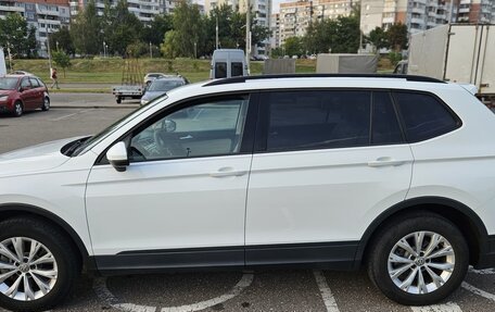 Volkswagen Tiguan II, 2019 год, 2 690 000 рублей, 4 фотография