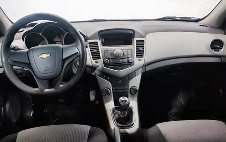 Chevrolet Cruze II, 2012 год, 885 000 рублей, 9 фотография