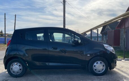 Chevrolet Spark III, 2013 год, 670 000 рублей, 2 фотография