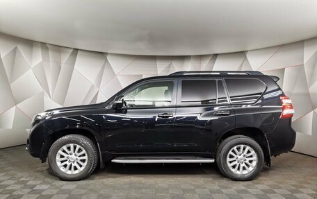 Toyota Land Cruiser Prado 150 рестайлинг 2, 2016 год, 3 845 700 рублей, 5 фотография