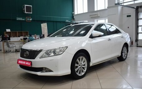 Toyota Camry, 2013 год, 1 750 000 рублей, 1 фотография