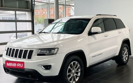 Jeep Grand Cherokee, 2013 год, 2 400 000 рублей, 2 фотография