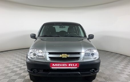 Chevrolet Niva I рестайлинг, 2017 год, 820 000 рублей, 2 фотография