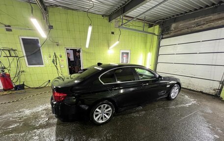 BMW 5 серия, 2015 год, 2 850 000 рублей, 13 фотография