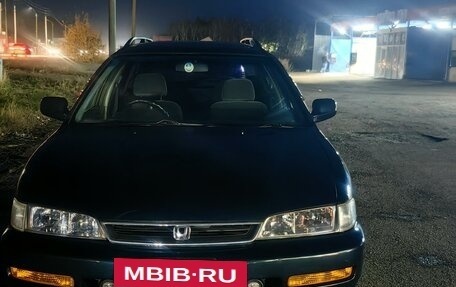 Honda Accord VII рестайлинг, 1997 год, 560 000 рублей, 3 фотография