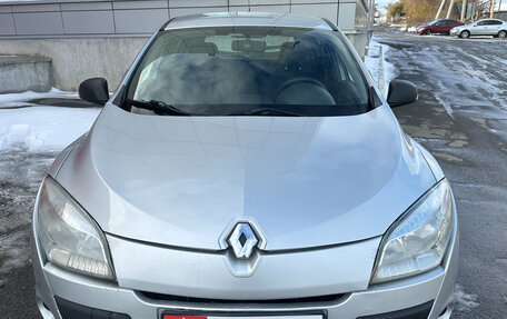 Renault Megane III, 2012 год, 630 000 рублей, 2 фотография