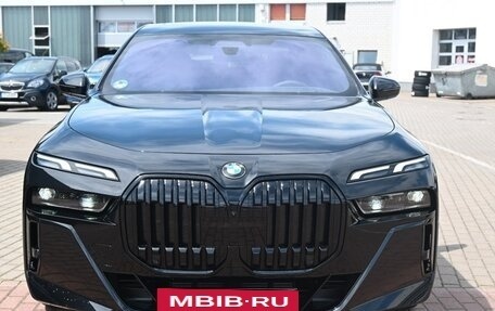 BMW 7 серия, 2024 год, 18 300 000 рублей, 9 фотография