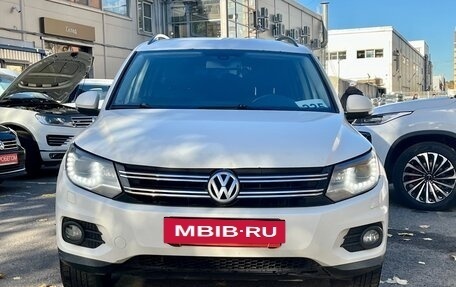 Volkswagen Tiguan I, 2013 год, 999 000 рублей, 2 фотография