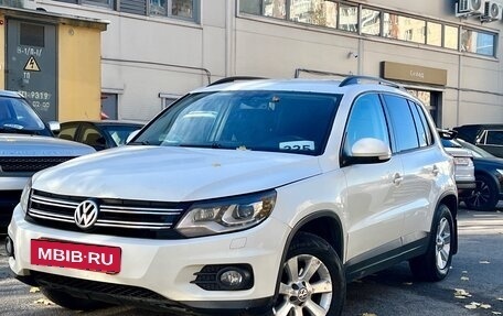 Volkswagen Tiguan I, 2013 год, 999 000 рублей, 3 фотография