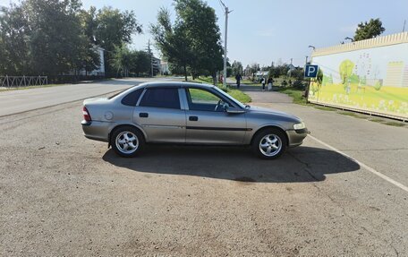 Opel Vectra B рестайлинг, 1995 год, 160 000 рублей, 4 фотография