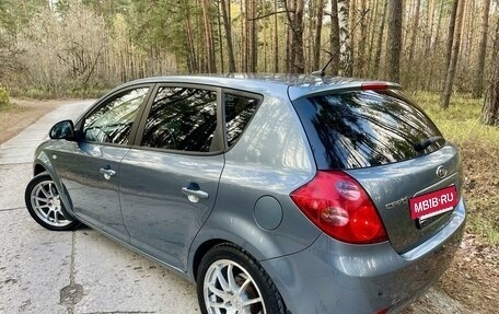 KIA cee'd I рестайлинг, 2008 год, 695 000 рублей, 3 фотография