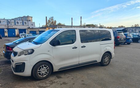 Peugeot Traveller I, 2018 год, 2 500 000 рублей, 4 фотография