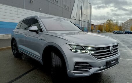 Volkswagen Touareg III, 2019 год, 5 799 000 рублей, 3 фотография