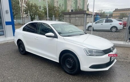 Volkswagen Jetta VI, 2014 год, 1 100 000 рублей, 3 фотография