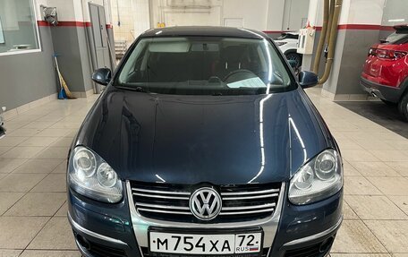 Volkswagen Jetta VI, 2010 год, 650 000 рублей, 1 фотография