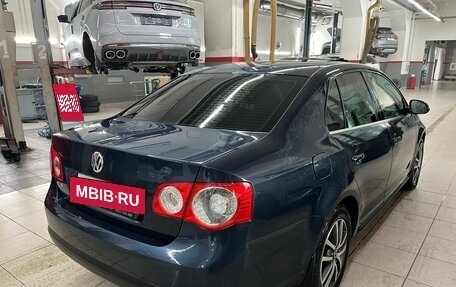 Volkswagen Jetta VI, 2010 год, 650 000 рублей, 5 фотография