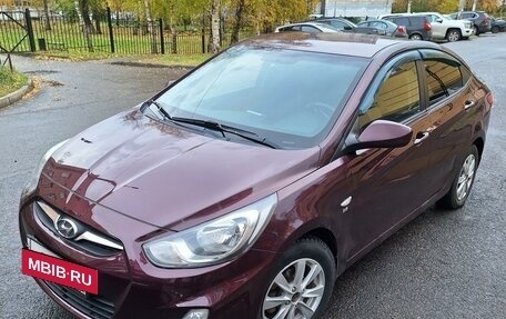 Hyundai Solaris II рестайлинг, 2011 год, 850 000 рублей, 2 фотография