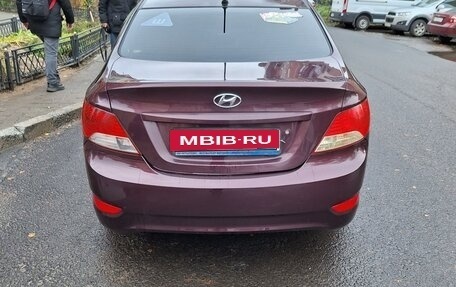 Hyundai Solaris II рестайлинг, 2011 год, 850 000 рублей, 5 фотография