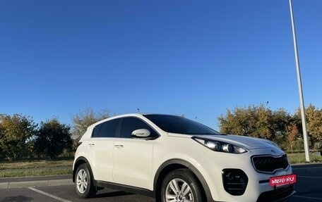 KIA Sportage IV рестайлинг, 2017 год, 2 200 000 рублей, 3 фотография