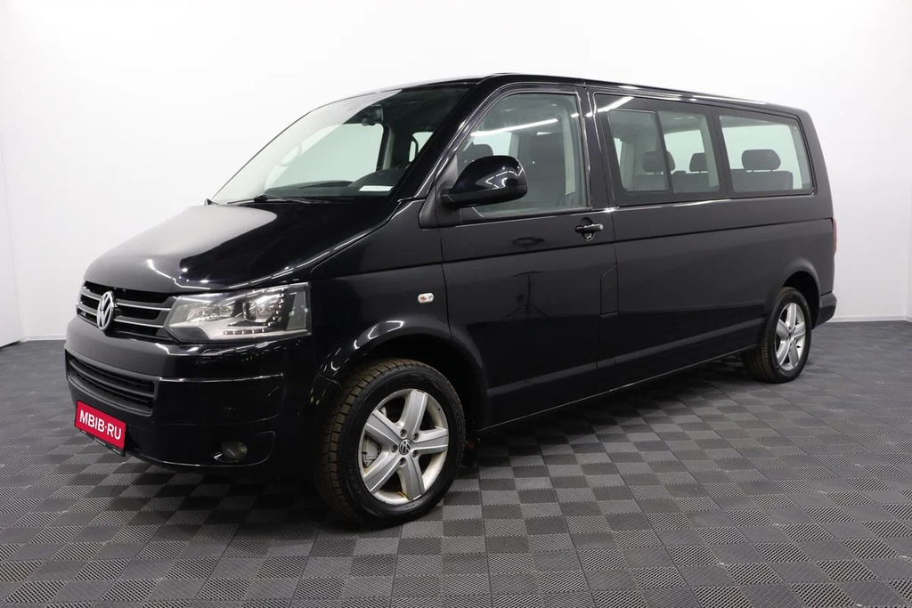 Volkswagen Multivan T6 рестайлинг, 2021 год, 2 649 000 рублей, 1 фотография