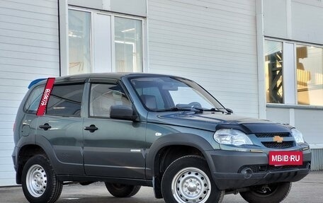 Chevrolet Niva I рестайлинг, 2012 год, 549 000 рублей, 5 фотография