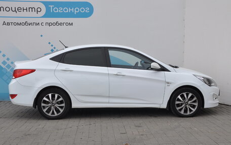 Hyundai Solaris II рестайлинг, 2015 год, 1 399 000 рублей, 5 фотография