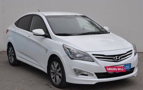 Hyundai Solaris II рестайлинг, 2015 год, 1 399 000 рублей, 3 фотография