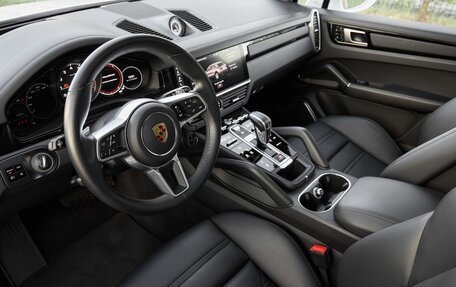 Porsche Cayenne III, 2021 год, 12 495 000 рублей, 5 фотография