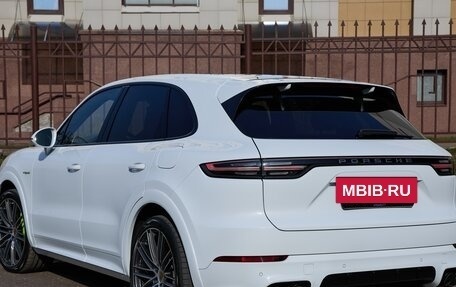 Porsche Cayenne III, 2021 год, 12 495 000 рублей, 3 фотография