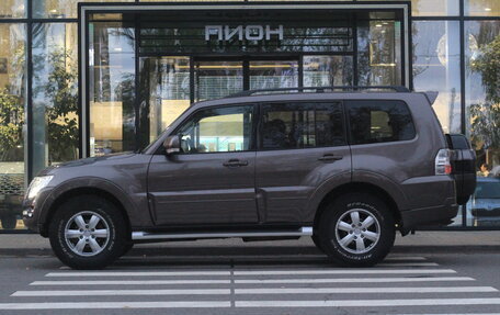 Mitsubishi Pajero IV, 2014 год, 3 350 000 рублей, 2 фотография