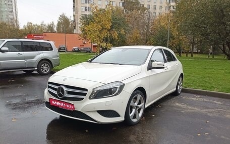 Mercedes-Benz A-Класс, 2015 год, 1 600 000 рублей, 1 фотография